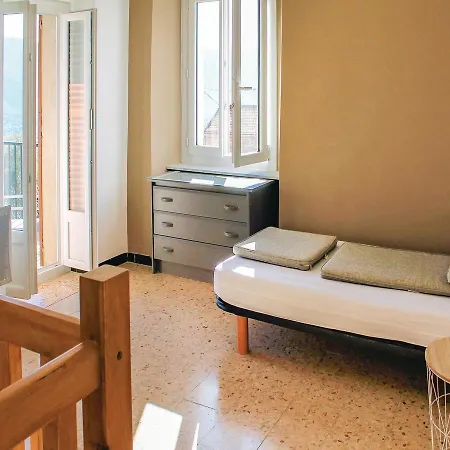 Three-bedroom In Carcopino شقة